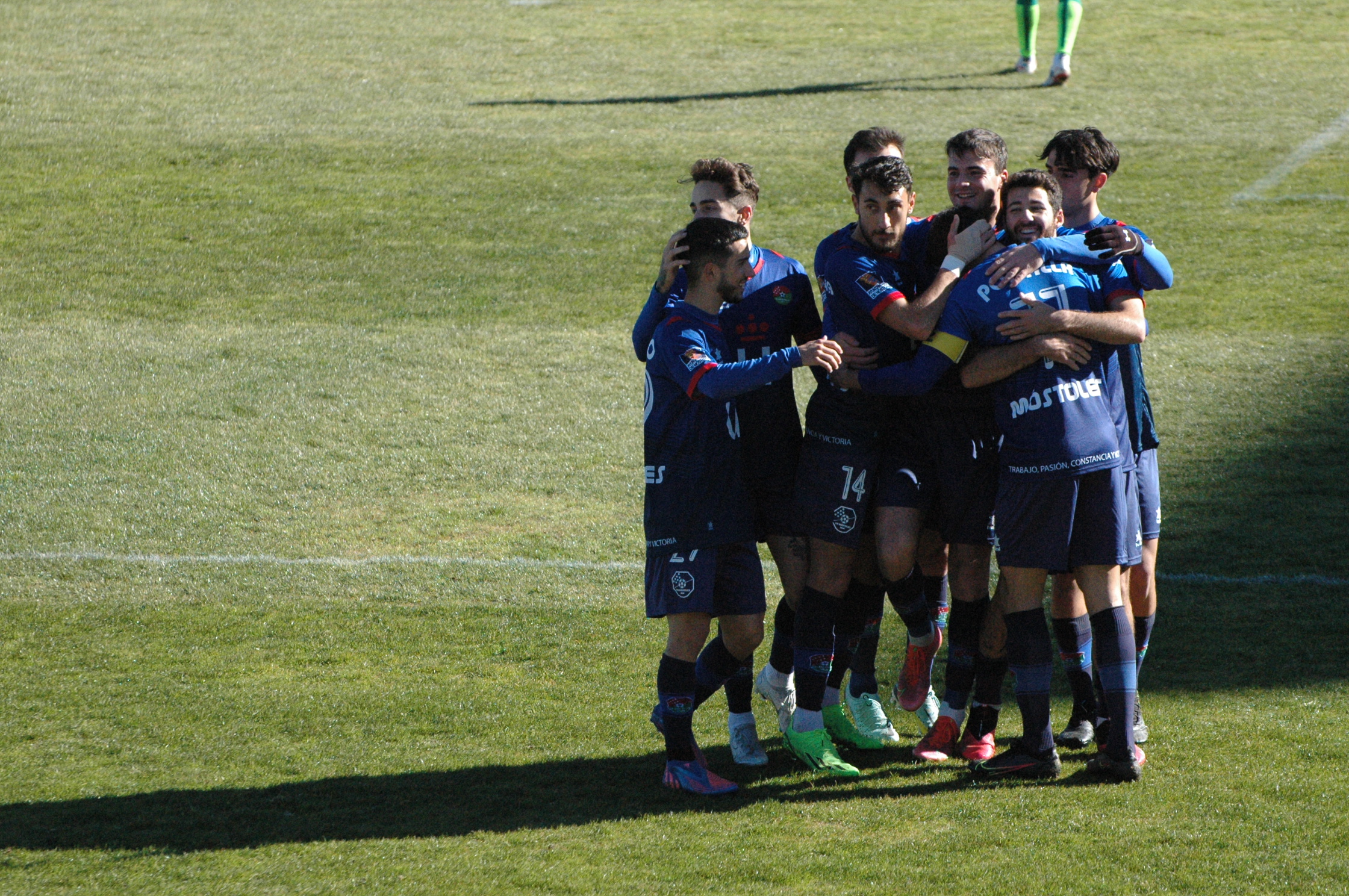 El CD Móstoles consigue una valiosa victoria en El Soto para entrar de nuevo en playoff (2)