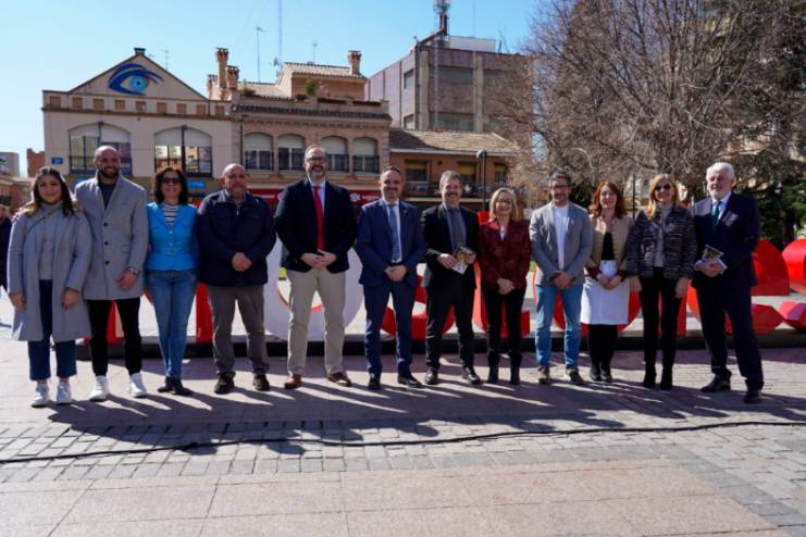 El Alcalde y el Consejero de Cultura inauguran la Oficina de Turismo de Móstoles (6)