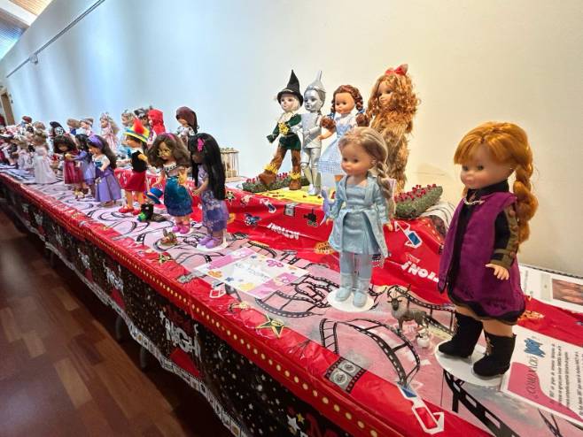Muñecas Nancy recaudan en Móstoles cerca de 2.700 euros para luchar contra el cáncer infantil (5)