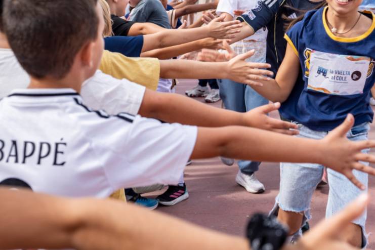 Carrera solidaria contra la leucemia infantil en el CEIP Blas de Otero (2)