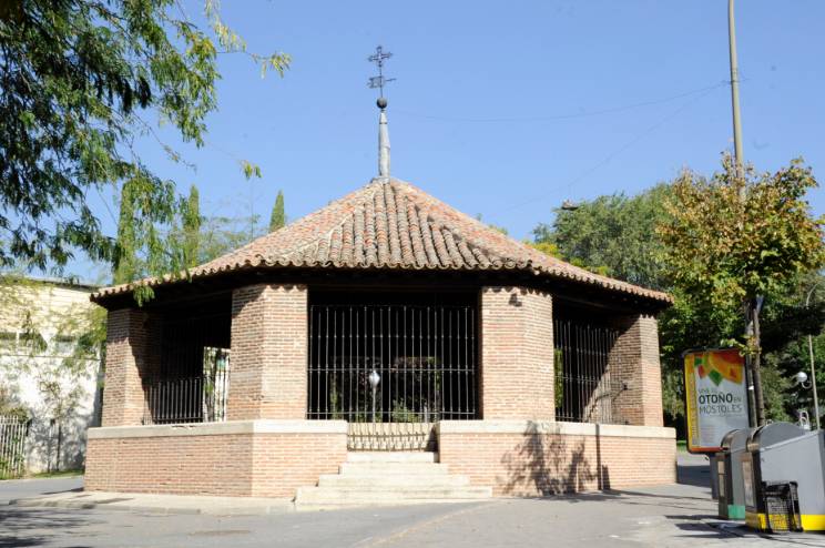 Templete Noria Cuartel Huerta 2
