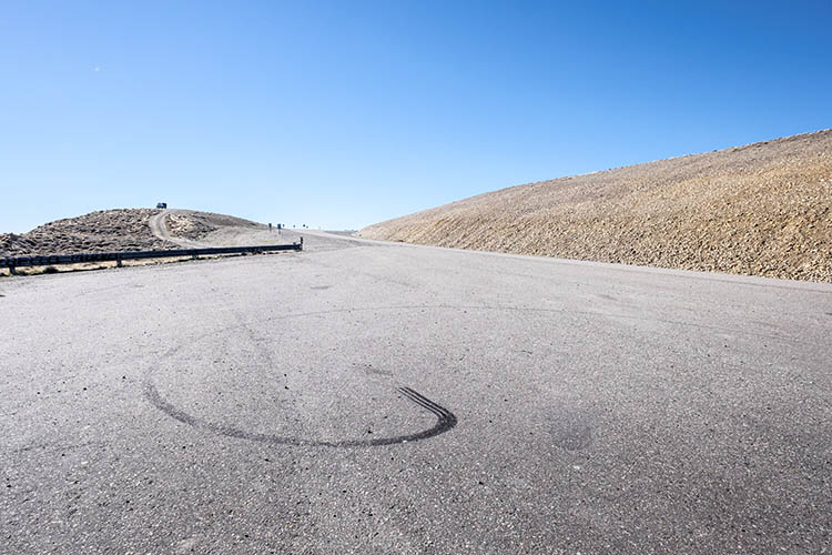 FOTO 2_EXPO SALA 1 VILLA_DONDE LA LÍNEA DEL HORIZONTE