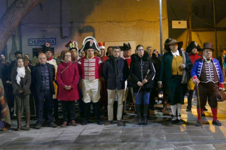 El Desfile de Farolillos ilumina la ciudad de Móstoles en conmemoración de los históricos Alcaldes (5)
