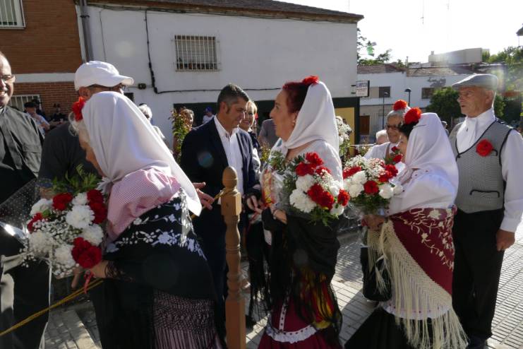 Ofrenda Floral Nuestra Señora de los Santos (2)