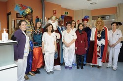 Reyes Magos de las Peñas Visitan Hospitales 1