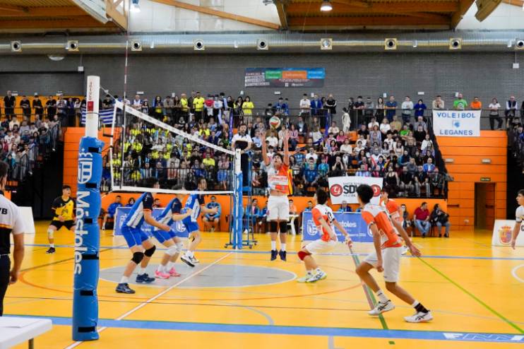 Móstoles acogió el LXIII Campeonato de España Juvenil Masculino de Voleibol (3)