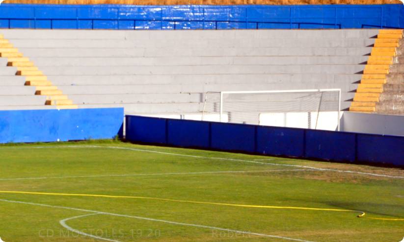Campo Municipal de Fútbol El Soto de Móstoles (13)