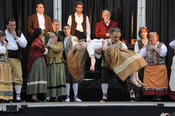 Representación del 2 DE MAYO 24