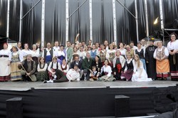 Representación del 2 DE MAYO 31