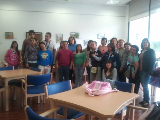 Alumnos de AFANDEM visitan el Centro de Mayores Parque Coimbra