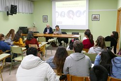 Inauguración mujeres en la historia 1