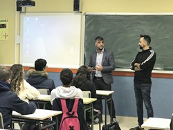 charlas mujer en historia 1