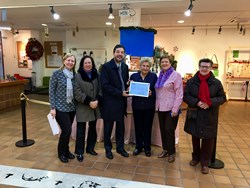 Acto entrega Cheque Mensajeros de la Paz