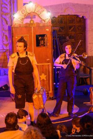 FOTO ACTUACIÓN_16 AGOSTO ONIRICUS