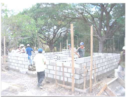 Viviendas e infraestructura básica para familias