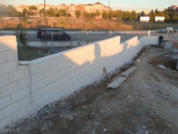 31 - CERRAMIENTO AL PARQUE