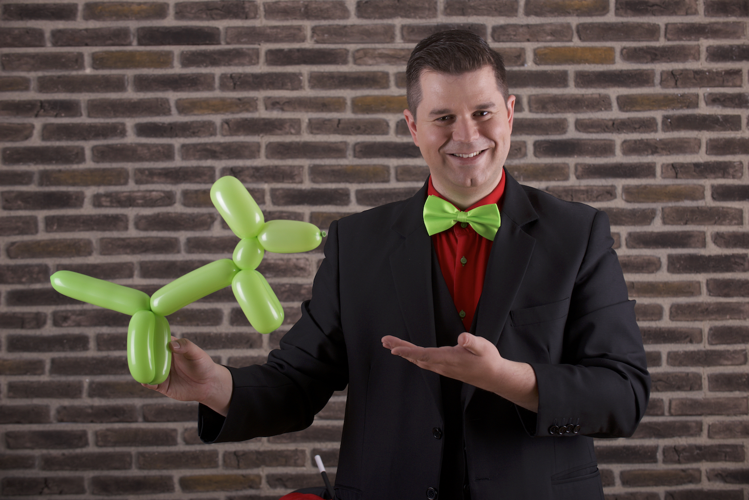 FOTO ENTRE MAGIAS. ARTE EN CORTO.