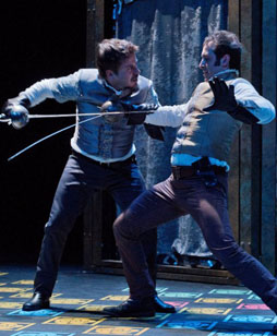 MUJERES Y CRIADOS WEB