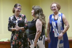 Entrega diplomas cursos de mayores 1