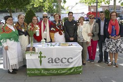 Mesa informativa contra el cancer 1