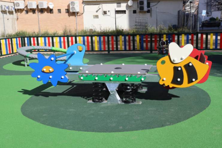 Inauguramos una nueva área infantil totalmente inclusiva en el Parque Cataluña (2)