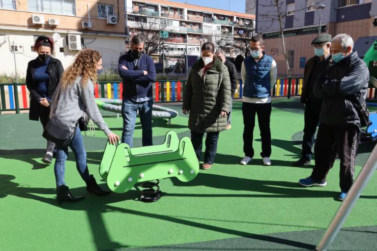 Inauguramos una nueva área infantil totalmente inclusiva en el Parque Cataluña (6)