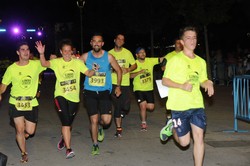 Carrera Ilumina la noche 32