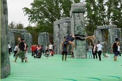 Mostoleños disfrutan con hinchable 3