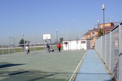 Pistas deportivas Calle Julio Verne 1