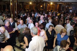 Baile Mayores Navidad 8