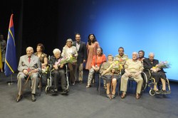 HOMENAJE MAYORES CENTENARIOS 10