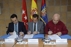 Firma convenio Canal Isabel II 1