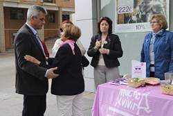 Mesa contra cancer de mama 2