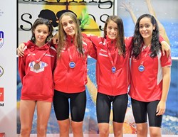Relevo 4x100 Estilos Bronce en Campeonato de Madrid