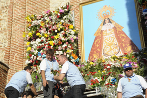 Ofrenda a la Virgen 288p