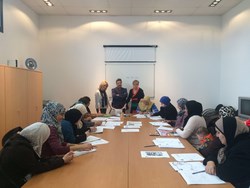 Isabel Cruceta cursos inmigrantes 2