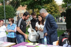 Alcalde visita Expocultura 14