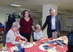 Visita Talleres Asociación contra el cáncer 1