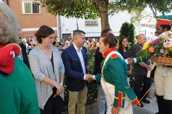 Ofrenda a la Virgen 9
