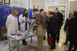 Mesa informativa SIDA hospital Móstoles 1