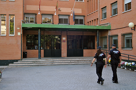 destacada Policía en colegios Móstoles PISEE