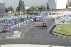 APERTURA PASO ELEVADO M-856 4