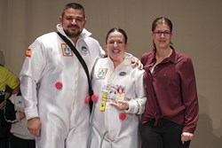 Los Corbatos - entrega premio