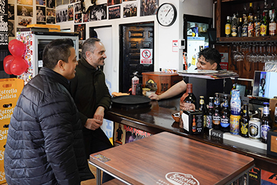 destacada El Alcalde apoya el comercio y hostelería de Móstoles (1) copia