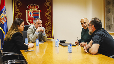 destacada El alcalde mantiene una reunión con la Federación Española de Jugadores de Videojuegos (3) copia