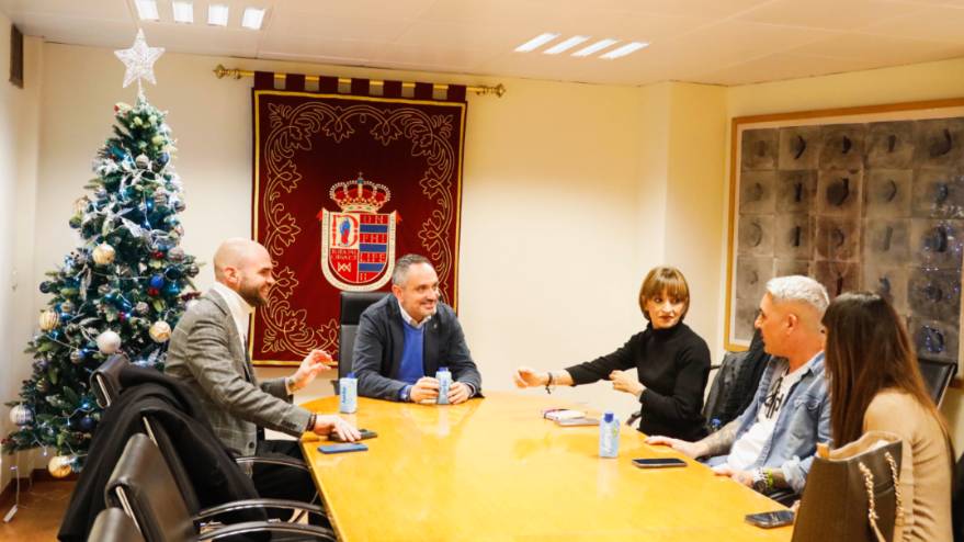 Reunión con la Asociación contra el Cáncer Gástrico y Gastrectomizados