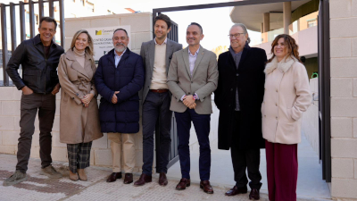 DESTACADA El alcalde visita el nuevo Centro Casaverde (2)