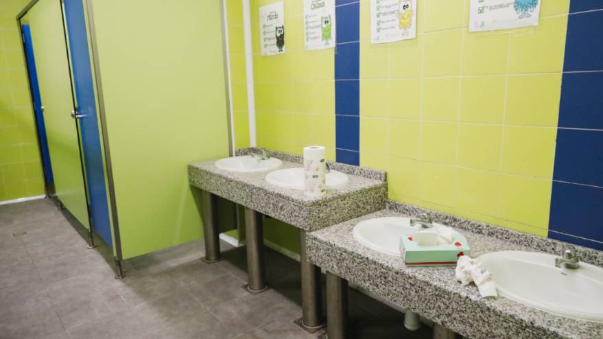 El alcalde visita obras de mantenimiento y conservación en colegios (2)