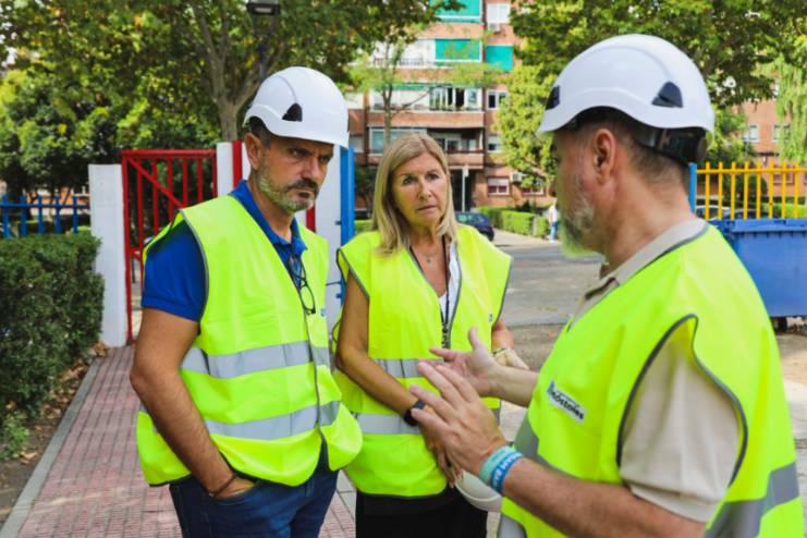 El alcalde visita obras de mantenimiento y conservación en colegios (5)