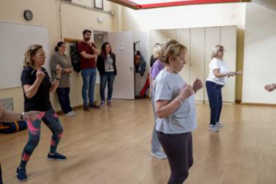 Visitamos el curso de pilates de la Asociación Agua Viva (1)